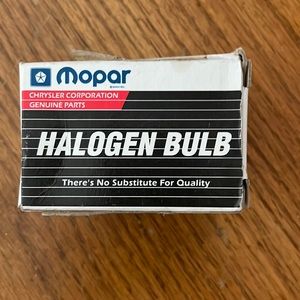 Mopar Chrysler New in the Box Miniature Halogen Bulb